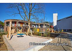 Wir spielen viel draußen - bei jedem Wetter.